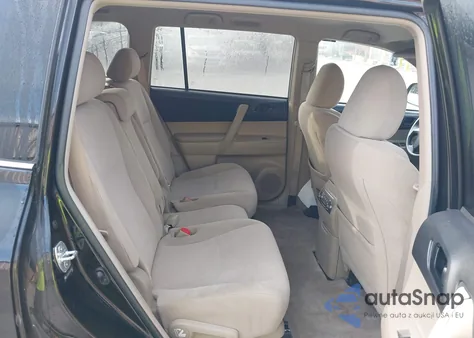 2012 Toyota Highlander z USA, uszkodzony, nr VIN 5TDZA3EH3CS019633